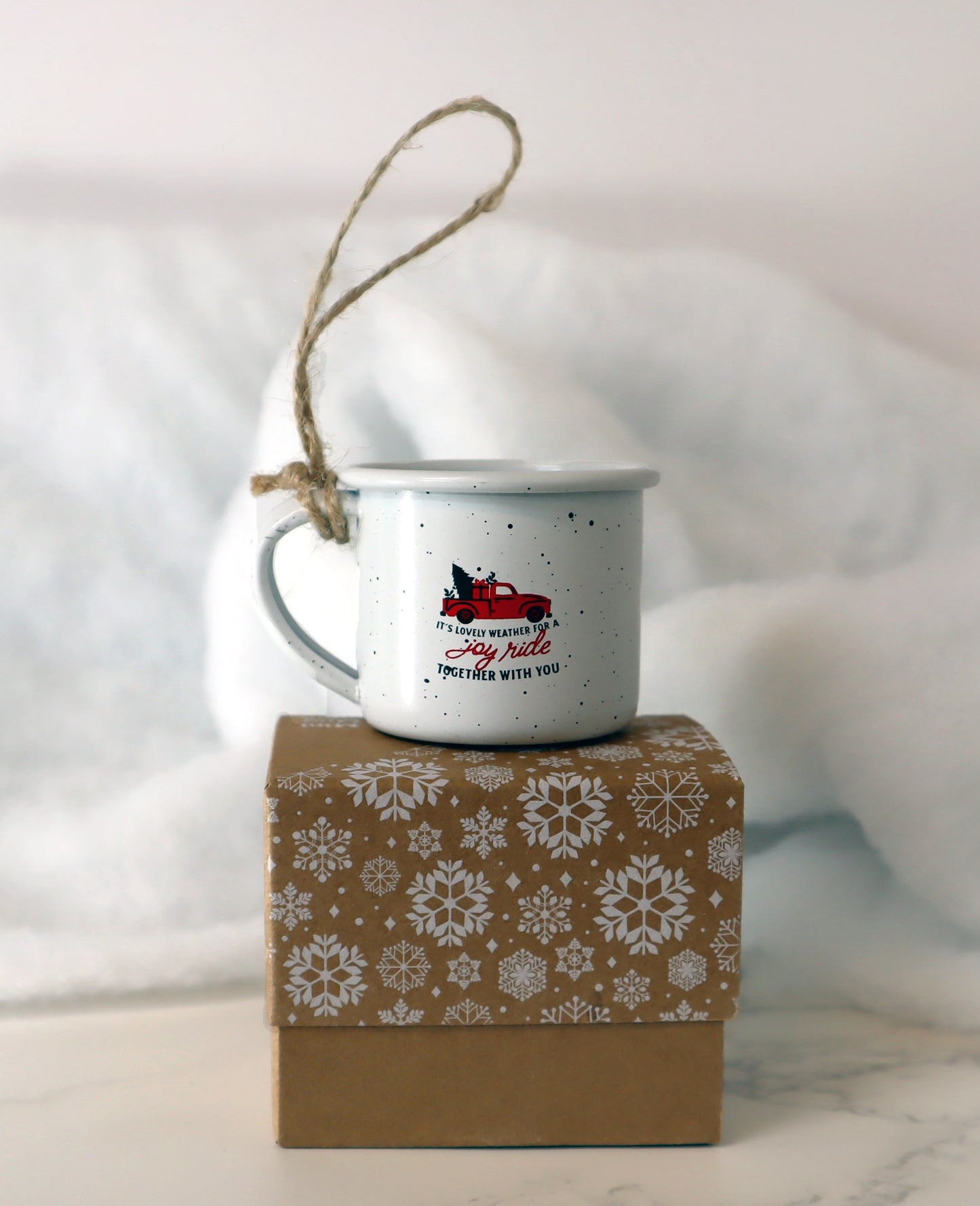 Metal Holiday Camper Mug Ornament