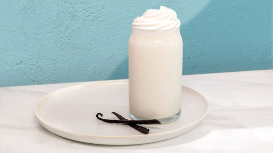 Vanilla Smoothie with vanilla beans